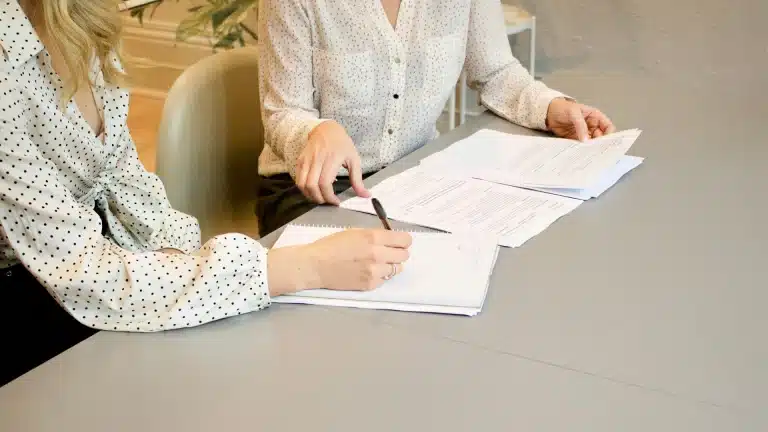 Obligation d’entretien professionnel : que dit la loi en 2025 ?